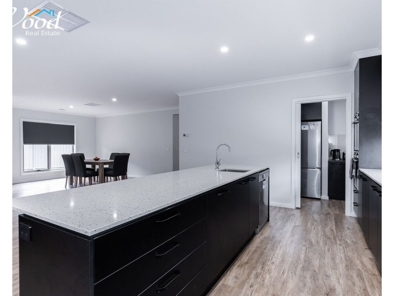20 Lucton Pl, Thurgoona NSW 2640