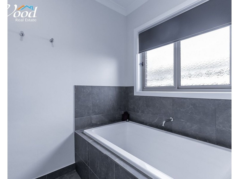 20 Lucton Pl, Thurgoona NSW 2640