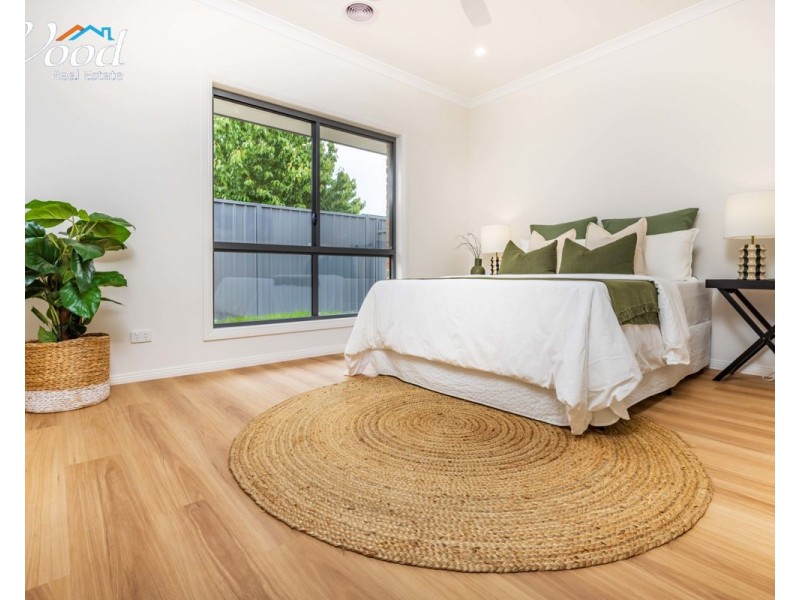 1-4/516 Kotthoff St, Lavington NSW 2641