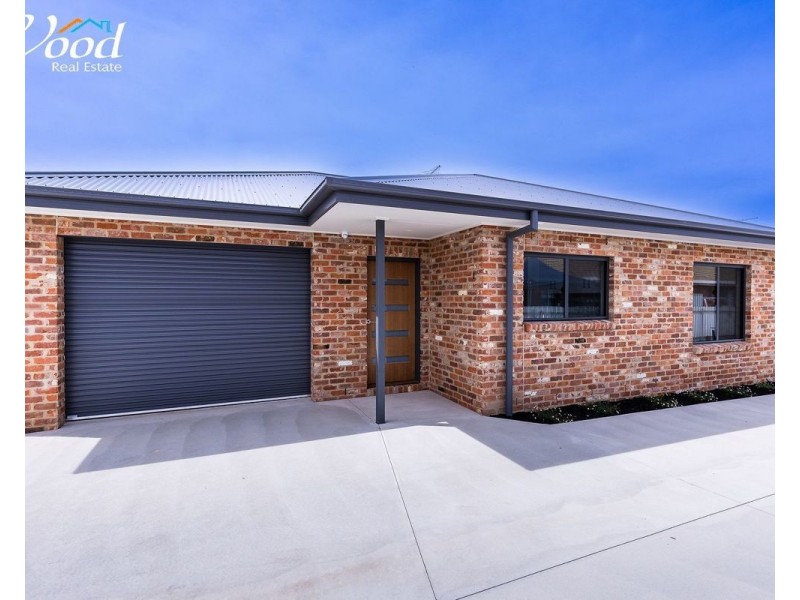 1-4/516 Kotthoff St, Lavington NSW 2641