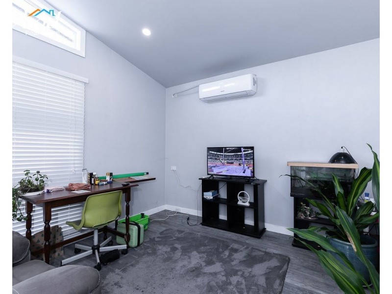 1-2/429 Prune St,, Lavington NSW 2641