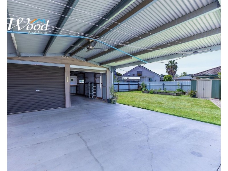 385 Griffith Rd, Lavington NSW 2641