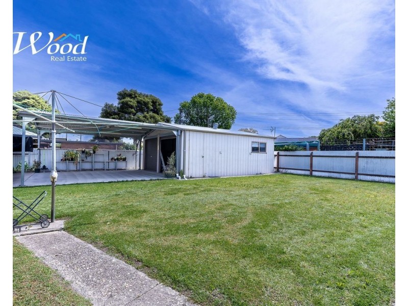 385 Griffith Rd, Lavington NSW 2641