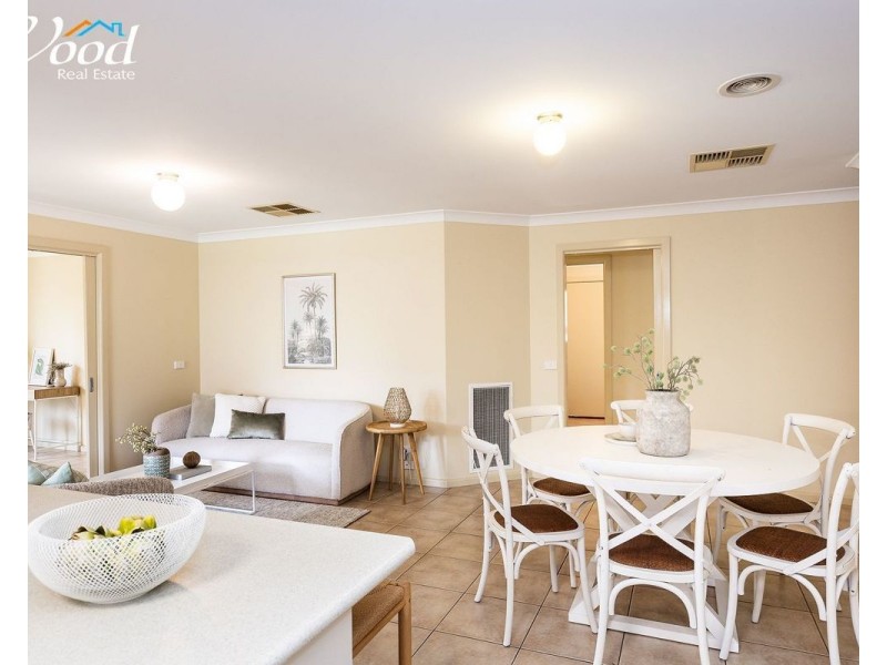 4 Guthega Crt, Thurgoona NSW 2640