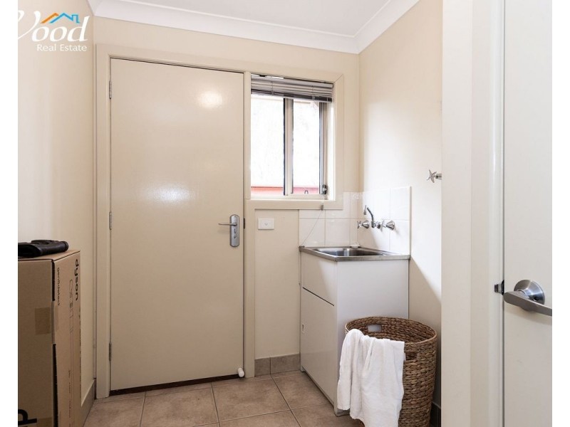 4 Guthega Crt, Thurgoona NSW 2640