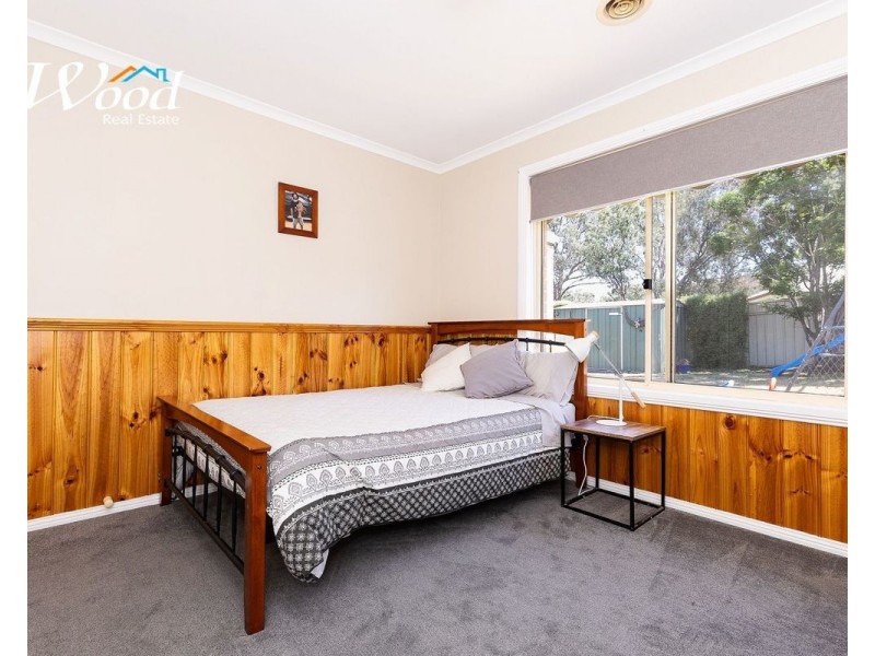 35 Alawarra Rd, Springdale Heights NSW 2641