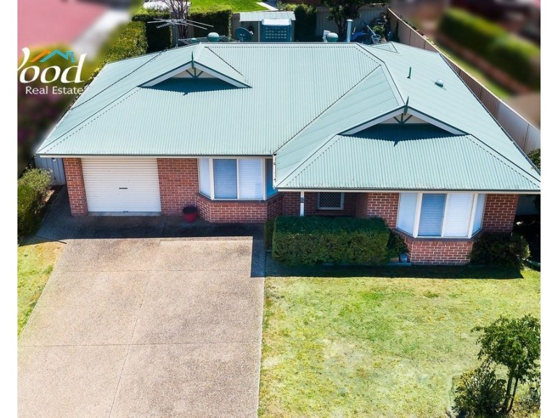 35 Alawarra Rd, Springdale Heights NSW 2641