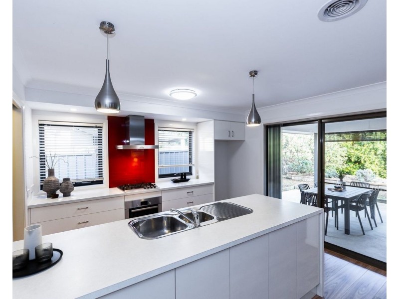 17 Tabletop Crt, Thurgoona NSW 2640