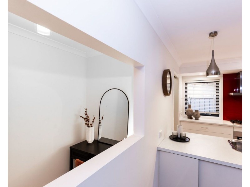 17 Tabletop Crt, Thurgoona NSW 2640