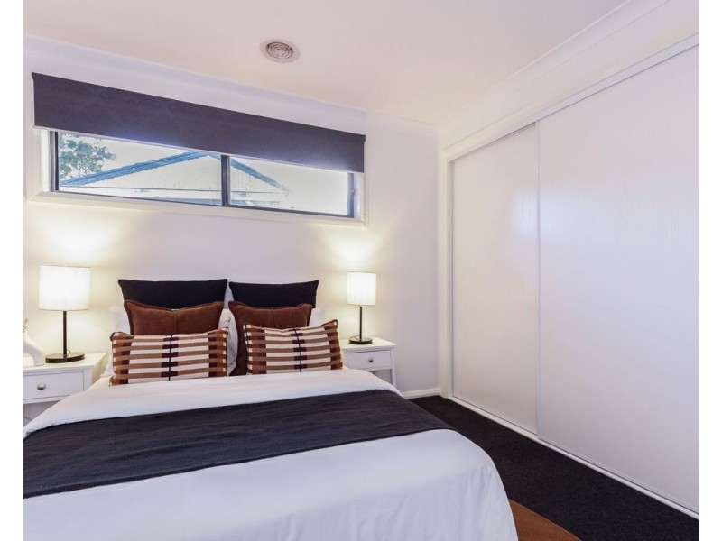 17 Tabletop Crt, Thurgoona NSW 2640