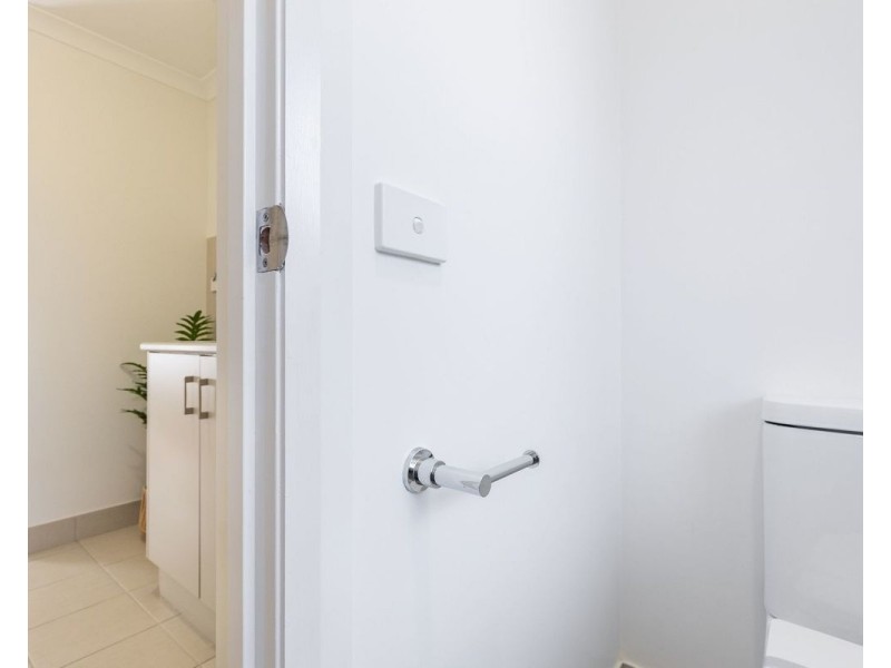 17 Tabletop Crt, Thurgoona NSW 2640