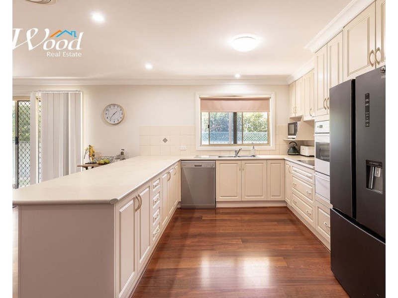 33 Honeysuckle St, Thurgoona NSW 2640