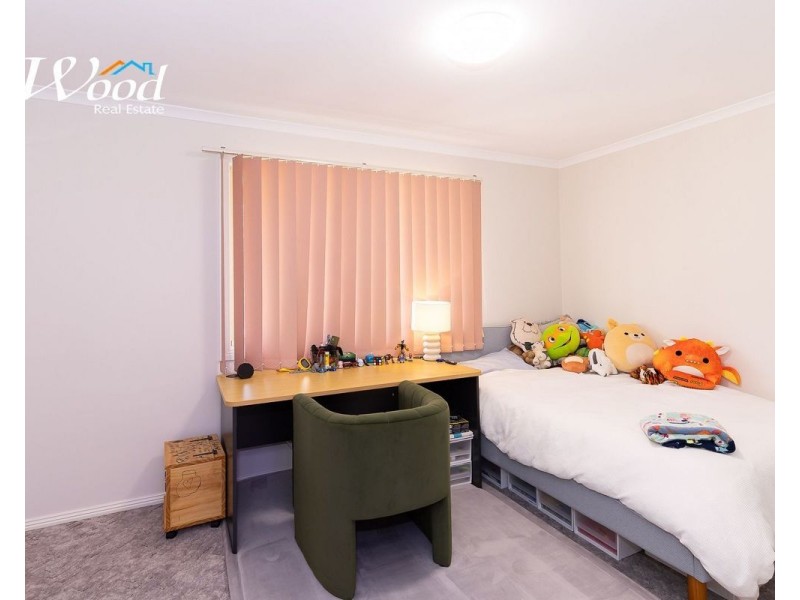 33 Honeysuckle St, Thurgoona NSW 2640