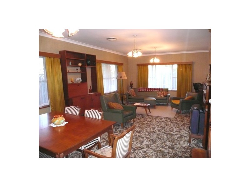 1077 Bunton St, North Albury NSW 2640