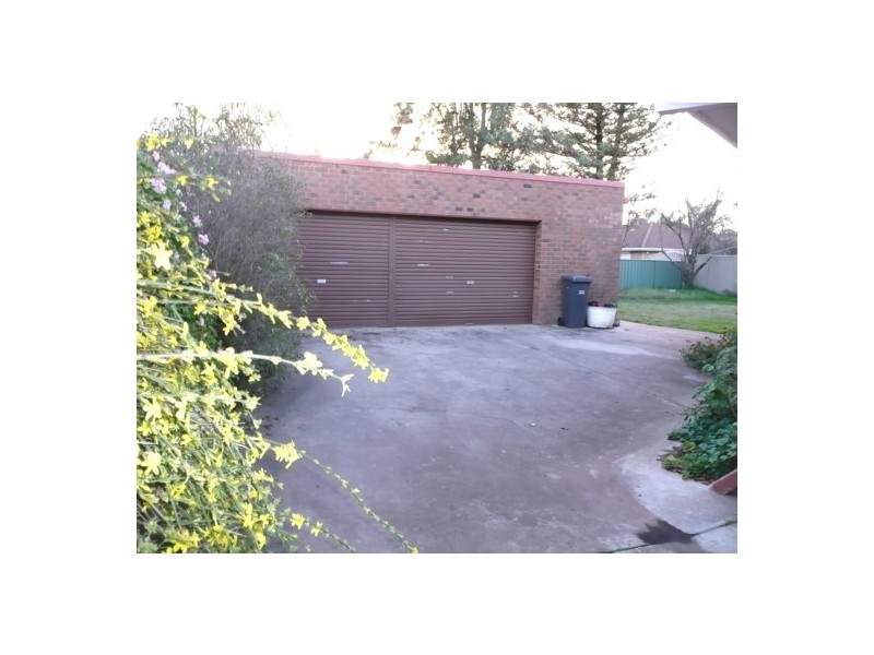 1077 Bunton St, North Albury NSW 2640