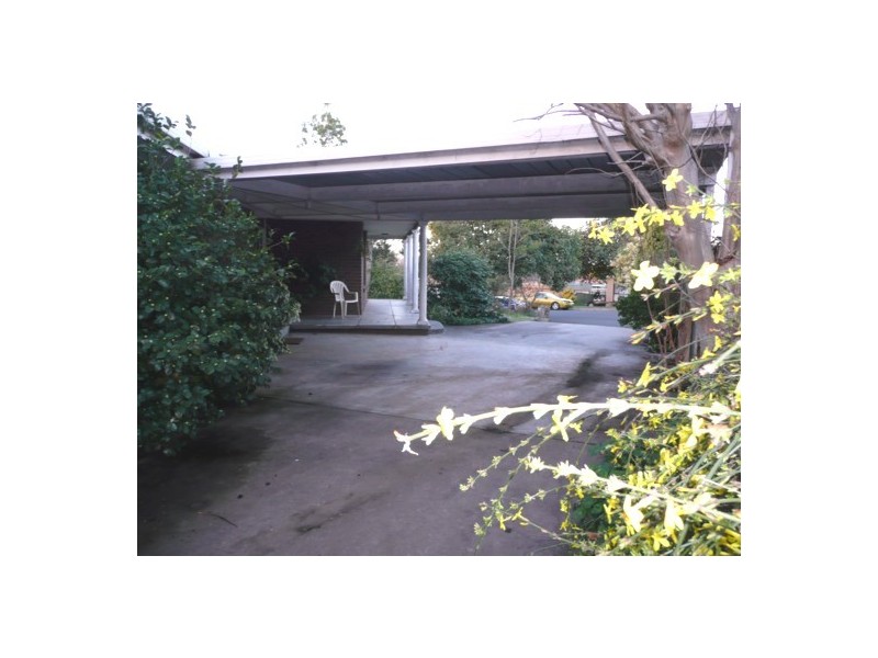 1077 Bunton St, North Albury NSW 2640