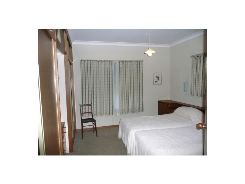 1077 Bunton St, North Albury NSW 2640