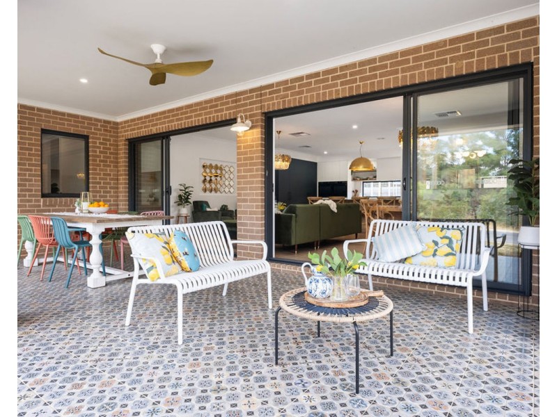 39 Hargraves Rd, Thurgoona NSW 2640