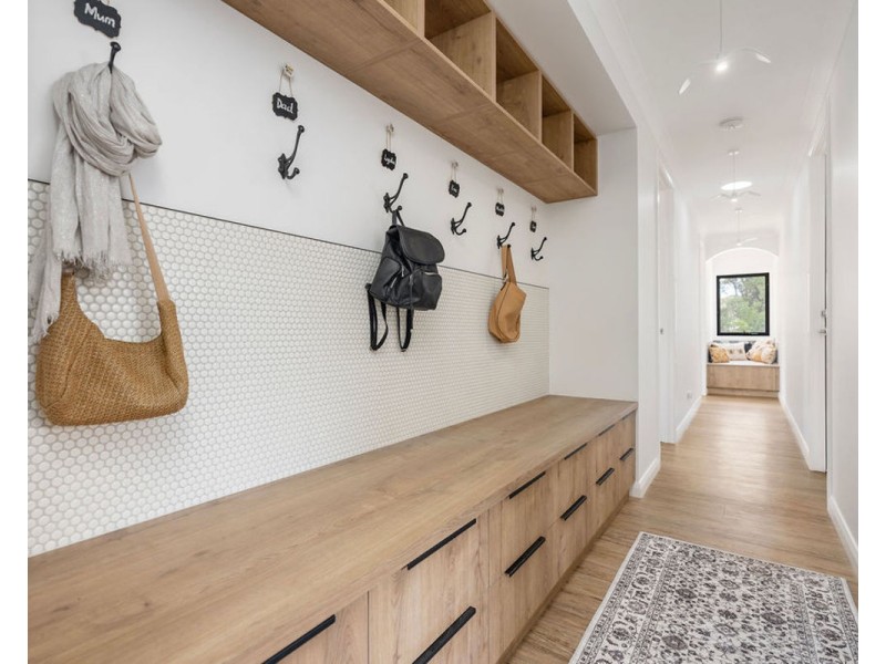 39 Hargraves Rd, Thurgoona NSW 2640