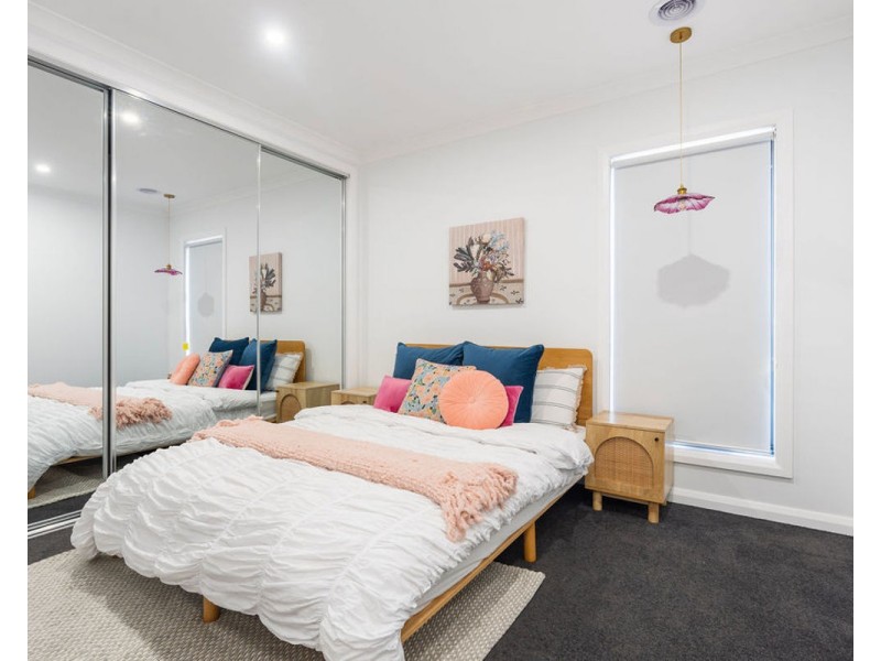 39 Hargraves Rd, Thurgoona NSW 2640