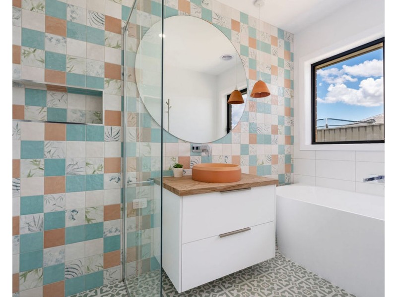 39 Hargraves Rd, Thurgoona NSW 2640