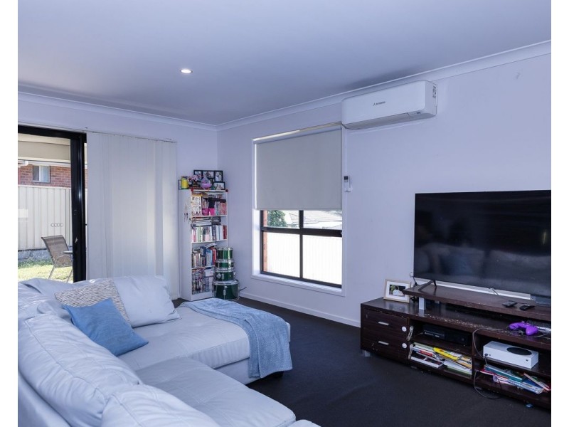 20 Royce Cres, Lavington NSW 2641