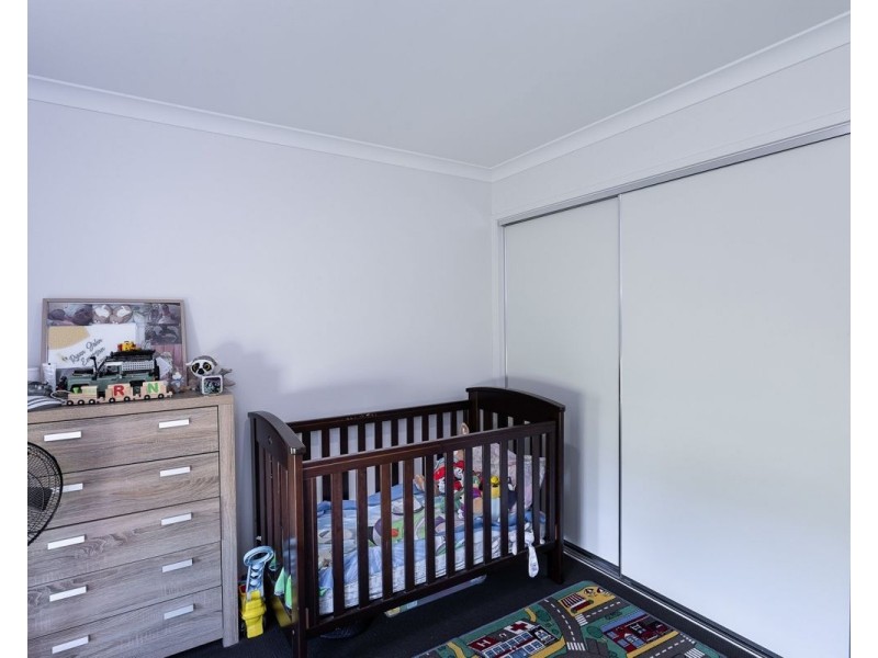 20 Royce Cres, Lavington NSW 2641