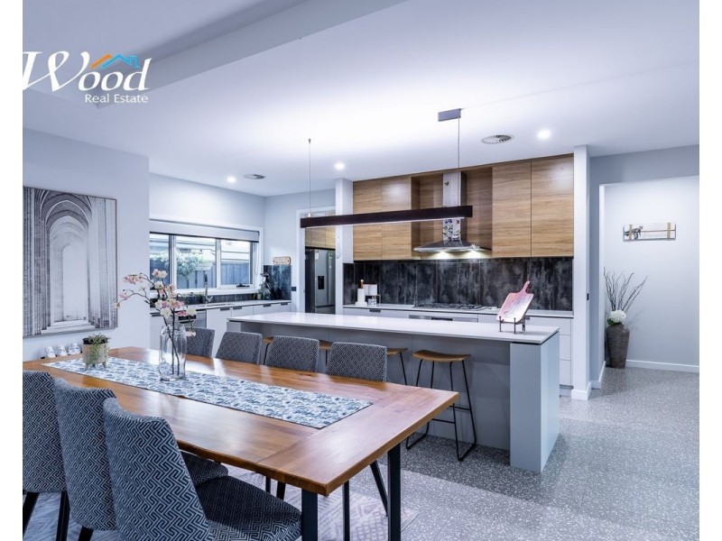 14 Yorkshire Rd, Thurgoona NSW 2640