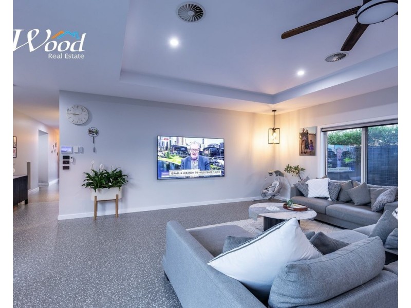 14 Yorkshire Rd, Thurgoona NSW 2640