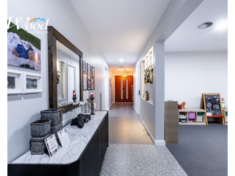 14 Yorkshire Rd, Thurgoona NSW 2640