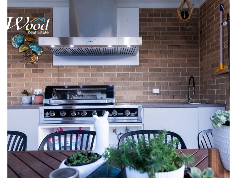 14 Yorkshire Rd, Thurgoona NSW 2640