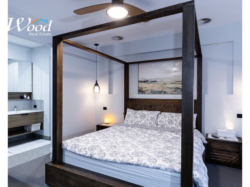 14 Yorkshire Rd, Thurgoona NSW 2640