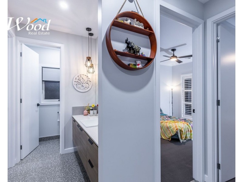 14 Yorkshire Rd, Thurgoona NSW 2640