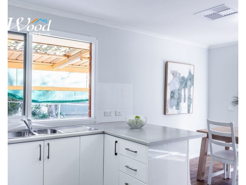 15 Candlebark Crt, Thurgoona NSW 2640
