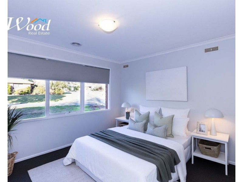 15 Candlebark Crt, Thurgoona NSW 2640