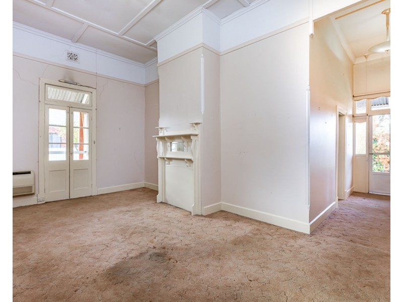 60 Allan St, Henty NSW 2658