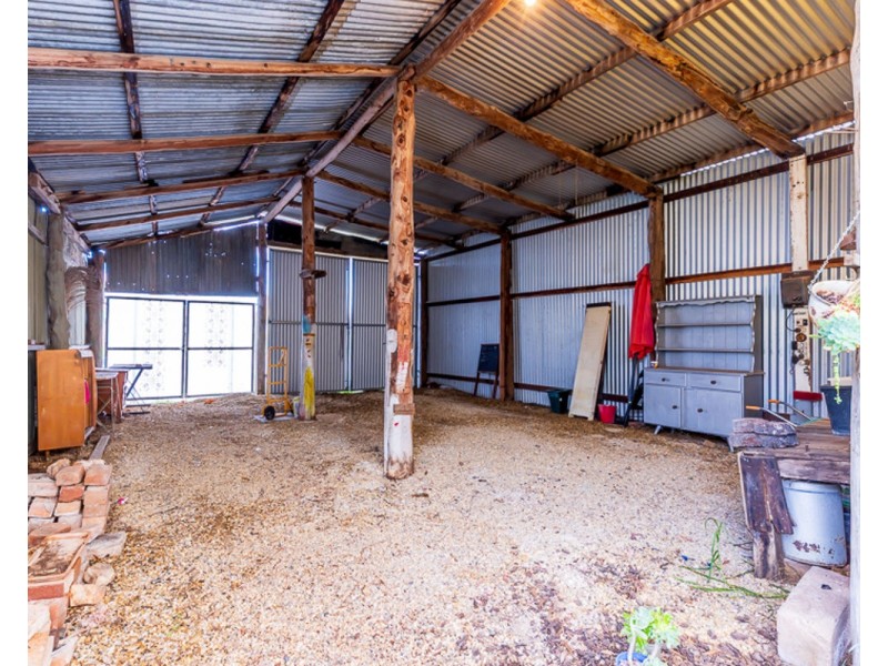 60 Allan St, Henty NSW 2658