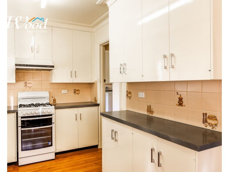 548 McDonald Rd, Lavington NSW 2641