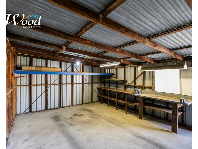 548 McDonald Rd, Lavington NSW 2641