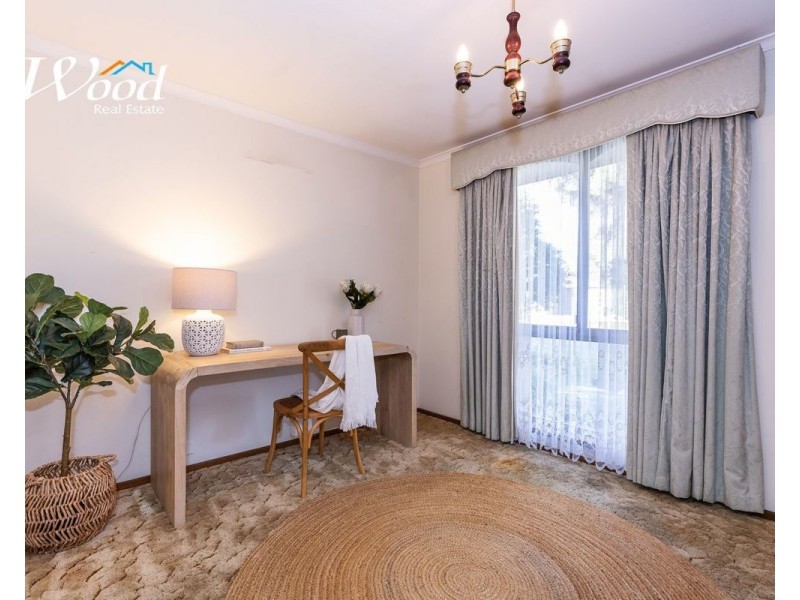 360 Sandrina Dr, Lavington NSW 2641