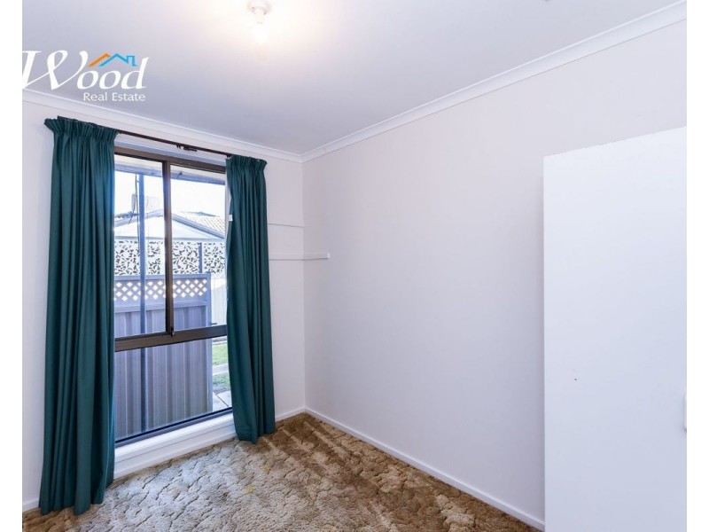 360 Sandrina Dr, Lavington NSW 2641