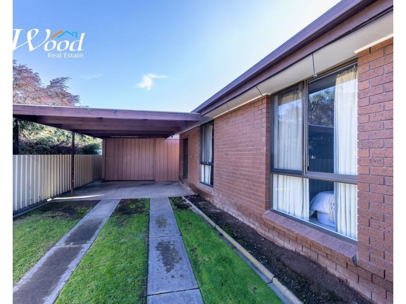 360 Sandrina Dr, Lavington NSW 2641