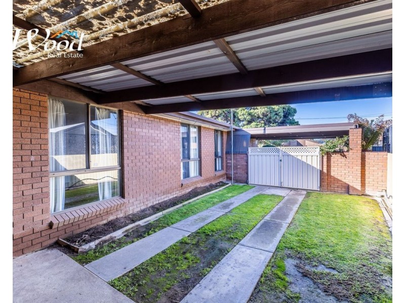 360 Sandrina Dr, Lavington NSW 2641