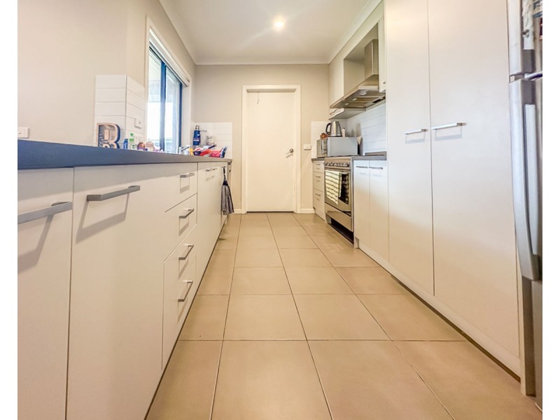15 Curley Crt, Thurgoona NSW 2640
