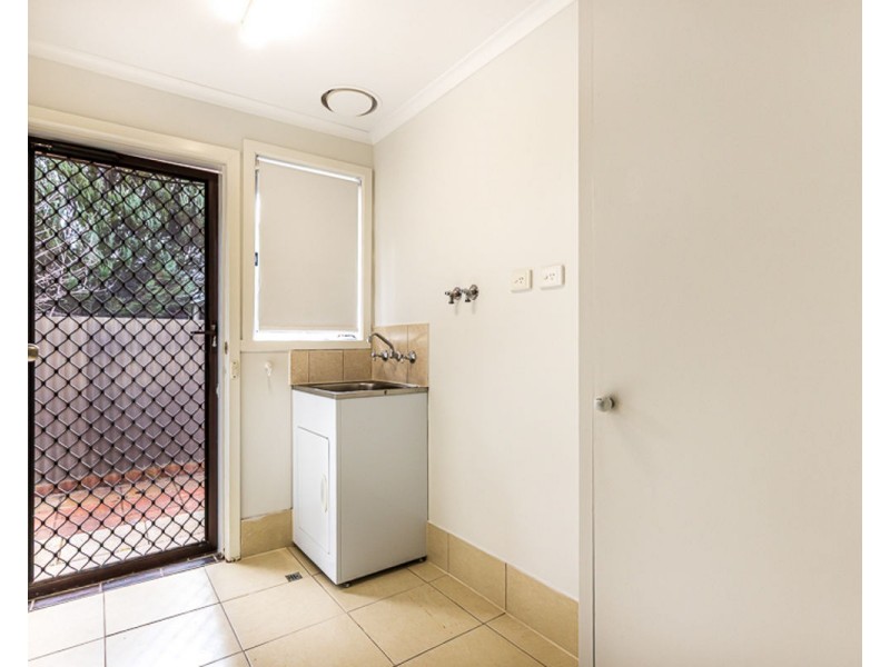 1/418W Ross Circ, Lavington NSW 2641