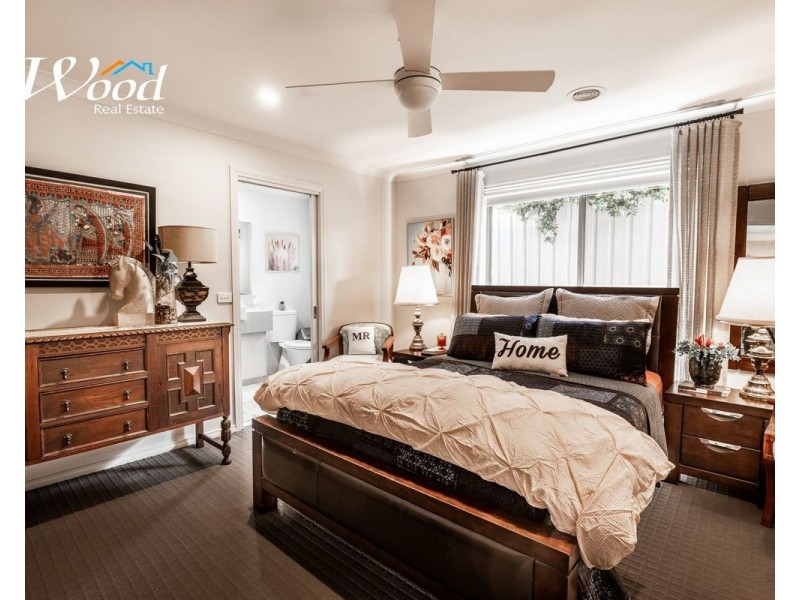 16 Bullfrog Crt, Thurgoona NSW 2640