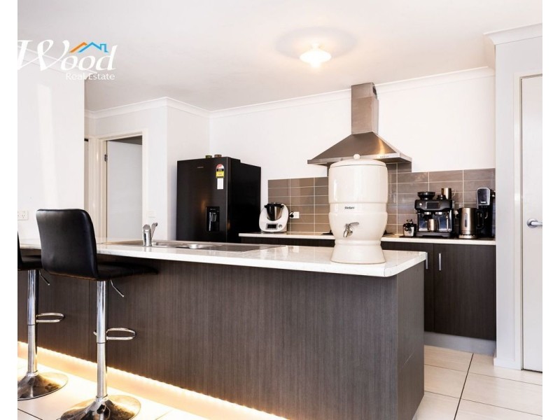 358 Cambourne St, Lavington NSW 2641