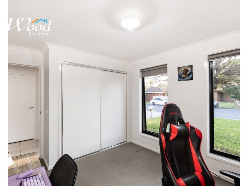 358 Cambourne St, Lavington NSW 2641