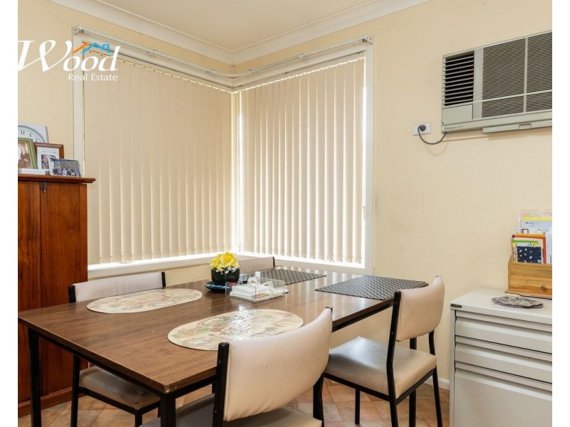 420E Ross Circuit, Lavington NSW 2641