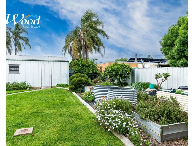 420E Ross Circuit, Lavington NSW 2641